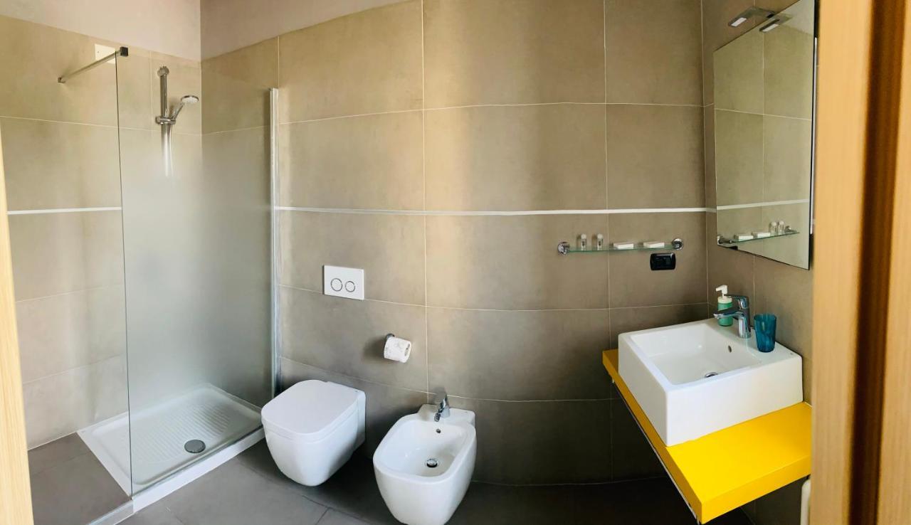 Queen Room Lake View