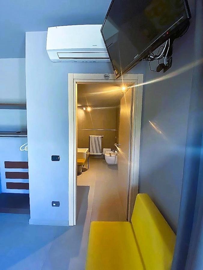 Deluxe Double or Twin Room Lake View