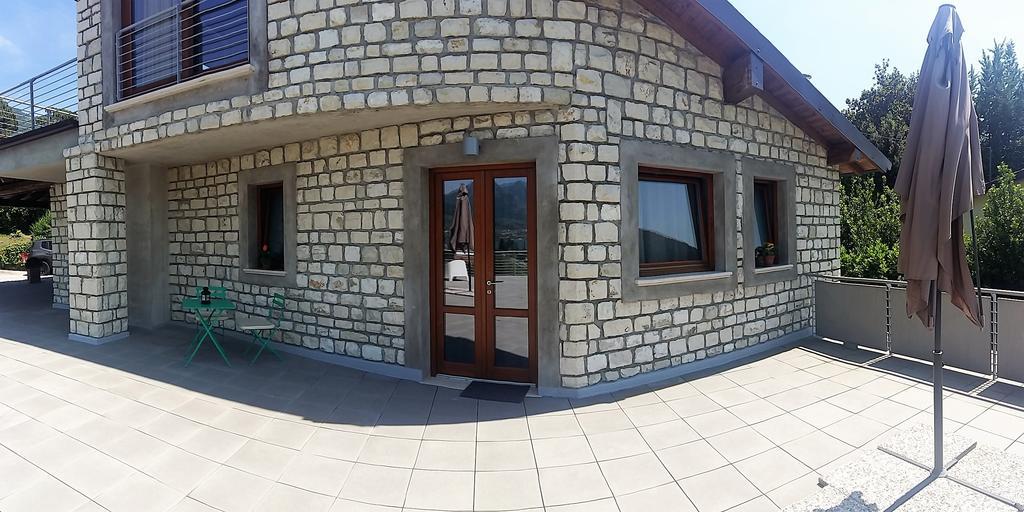 Queen Room Lake View